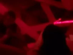 Rouge chienne sur une grosse bite noire xxx italiennes