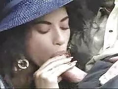 Russe chienne nié russe porno classique italien virginité