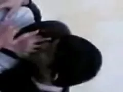 L'enseignant de sa classe a maudit le film porno italienne disciple de l'institution