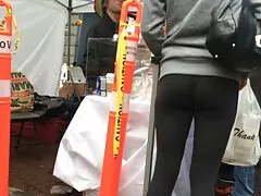 Elle avait une montre avec une fille pour film porno vintage italien lui pendant qu'il la mangeait.