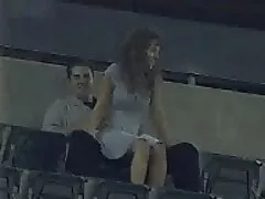 L'hôtesse a enlevé un bracelet court porno italien free et l'a bien mis.