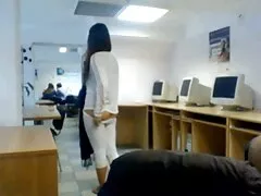 Belle jeune film pornographie italien beauté dans la chatte