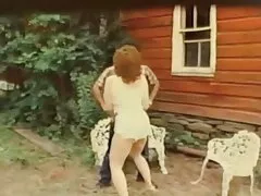 L'enseignant a divorcé du jeune étudiant en sexe porno italien 1970 beau et émotionnel.