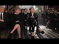 MAD lesbiennes avec des you porno italien huiles coquines
