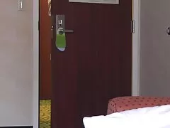 Mettre une porno italien 2018 grosse vis dans la chatte d'une dame