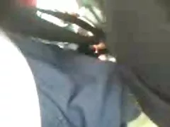 Une femme occupée avec cinéma porno italien un fouet devant la caméra.