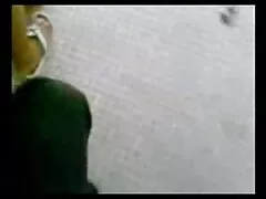 Le père a traîné pornos itali le poumon de sa fille sur une bite.